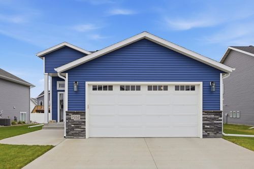 7252 26th St S, Fargo, ND, 58104-7917 | Card Image