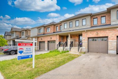 146 Crafter Cres, Home with 3 bedrooms, 3 bathrooms and 2 parking in Stoney Creek ON | Image 1