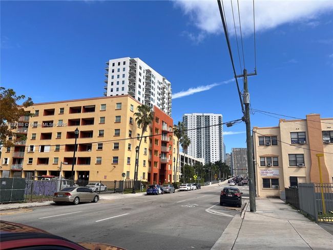 APT-611 - 546 Sw 1 St St, Condo with 1 bedrooms, 1 bathrooms and null parking in Miami FL | Image 13