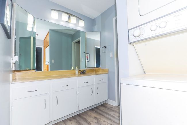 Washer / Dryer in unit! | Image 20