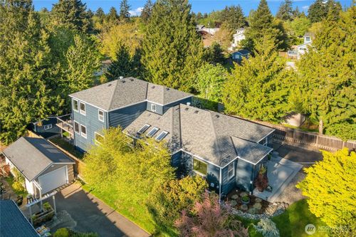 4014 Sw 98th St, Seattle, WA, 98136-2833 | Card Image