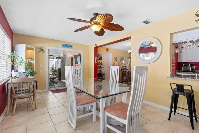 10448 Hetrick Cir W, House other with 3 bedrooms, 2 bathrooms and null parking in Largo FL | Image 12