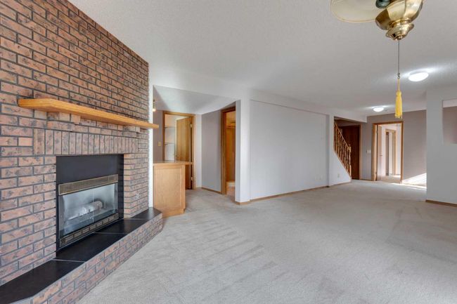 38 - 118 Strathcona Road Sw, Townhouse with 2 bedrooms, 2 bathrooms and 4 parking in Calgary AB | Image 22