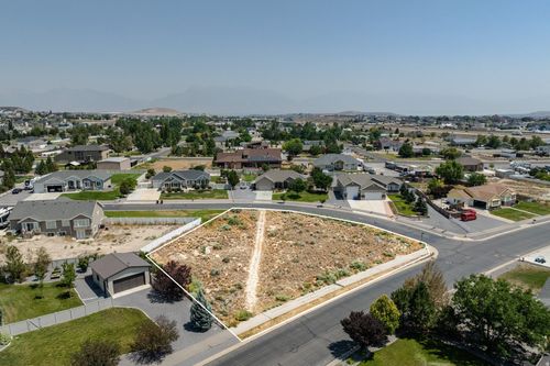 9330 Horizon Dr, Eagle Mountain, UT, 84005-6134 | Card Image