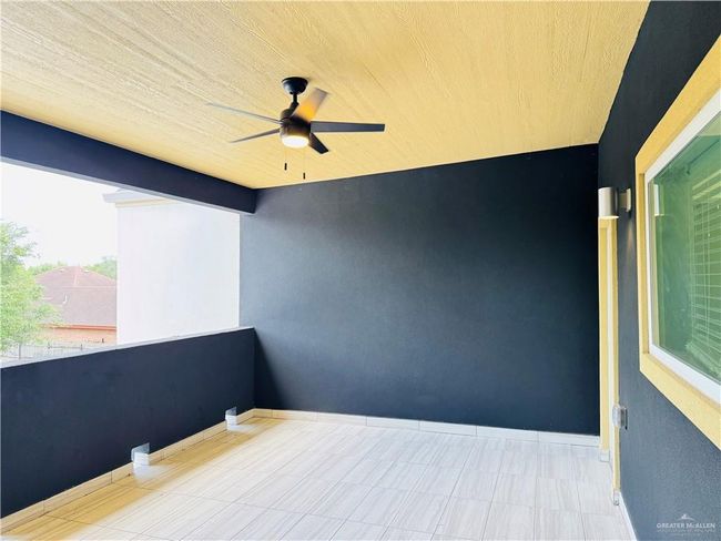 5512 N Crown Point, Townhouse with 3 bedrooms, 3 bathrooms and 2 parking in Pharr TX | Image 19