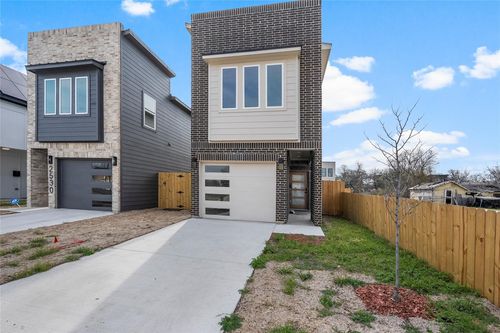 2528 Peabody Ave, Dallas, TX, 75215-2936 | Card Image