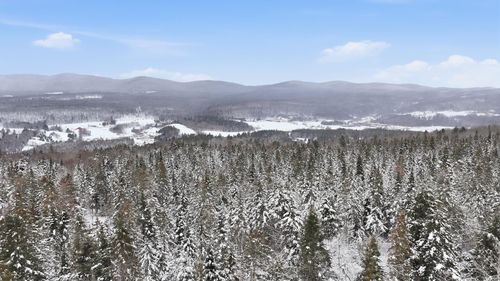 1090 Center Rd, Irasburg, VT, 05845-9442 | Card Image