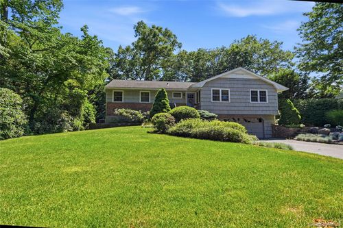 115 Autumn Drive, Smithtown, NY, 11788 | Card Image