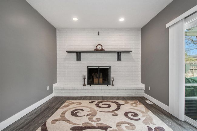 Family Room | Image 13