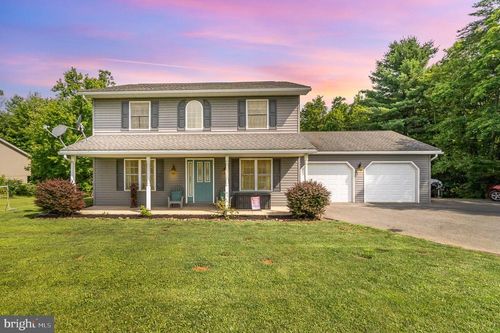 8052 Middle Ridge Rd, Newport, PA, 17074-8387 | Card Image