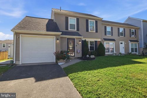 6691 Pickwick Ct, BENSALEM, PA, 19020-1914 | Card Image