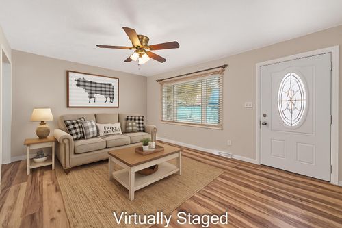 2850 Archer St, Salem, VA, 24153-6512 | Card Image