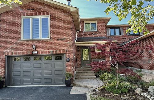 1115 Avondale Drive, Oakville, ON, L6H5K9 | Card Image