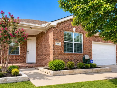 705 Lone Pine Dr, Little Elm, TX, 75068-2727 | Card Image