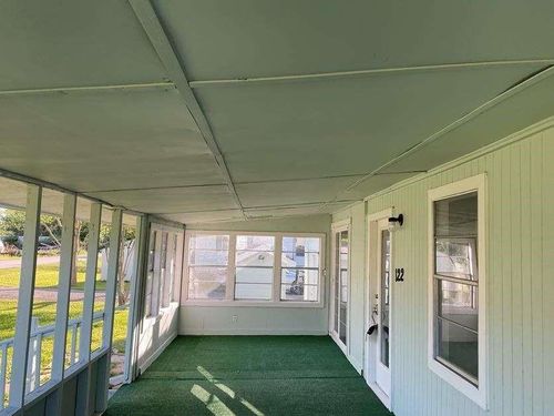 122 S Circle Dr, Liverpool, TX, 77577-9722 | Card Image