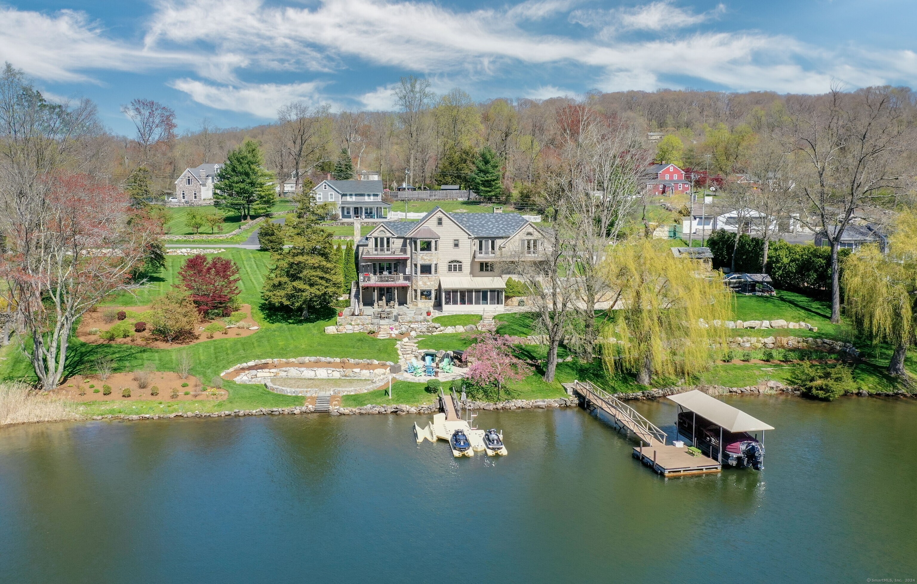 Candlewood Lake Rd, Brookfield, CT 06804