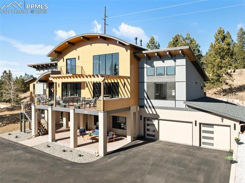449 Oxford Ln, Woodland Park, CO, 80863-9464 | Card Image