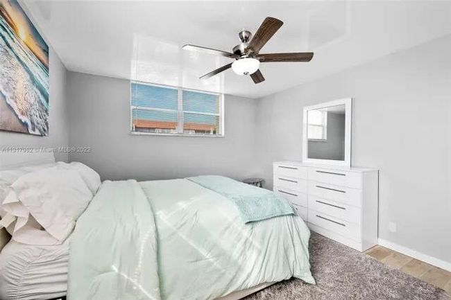 APT-432C - 5300 Ne 24 Th Ter, Condo with 2 bedrooms, 2 bathrooms and null parking in Fort Lauderdale FL | Image 10