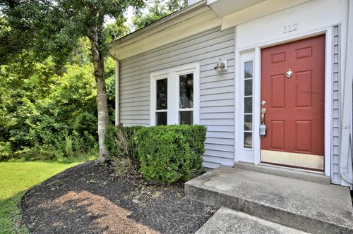 112 Azalea Ct, Clarksville, TN, 37042-3495 | Card Image