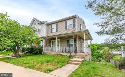 7001 Flag Harbor Dr, District Heights, MD, 20747-1500 | Card Image
