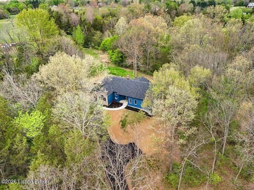 375 Wood Valley Ln, Louisville, KY, 40299-7517 | Card Image