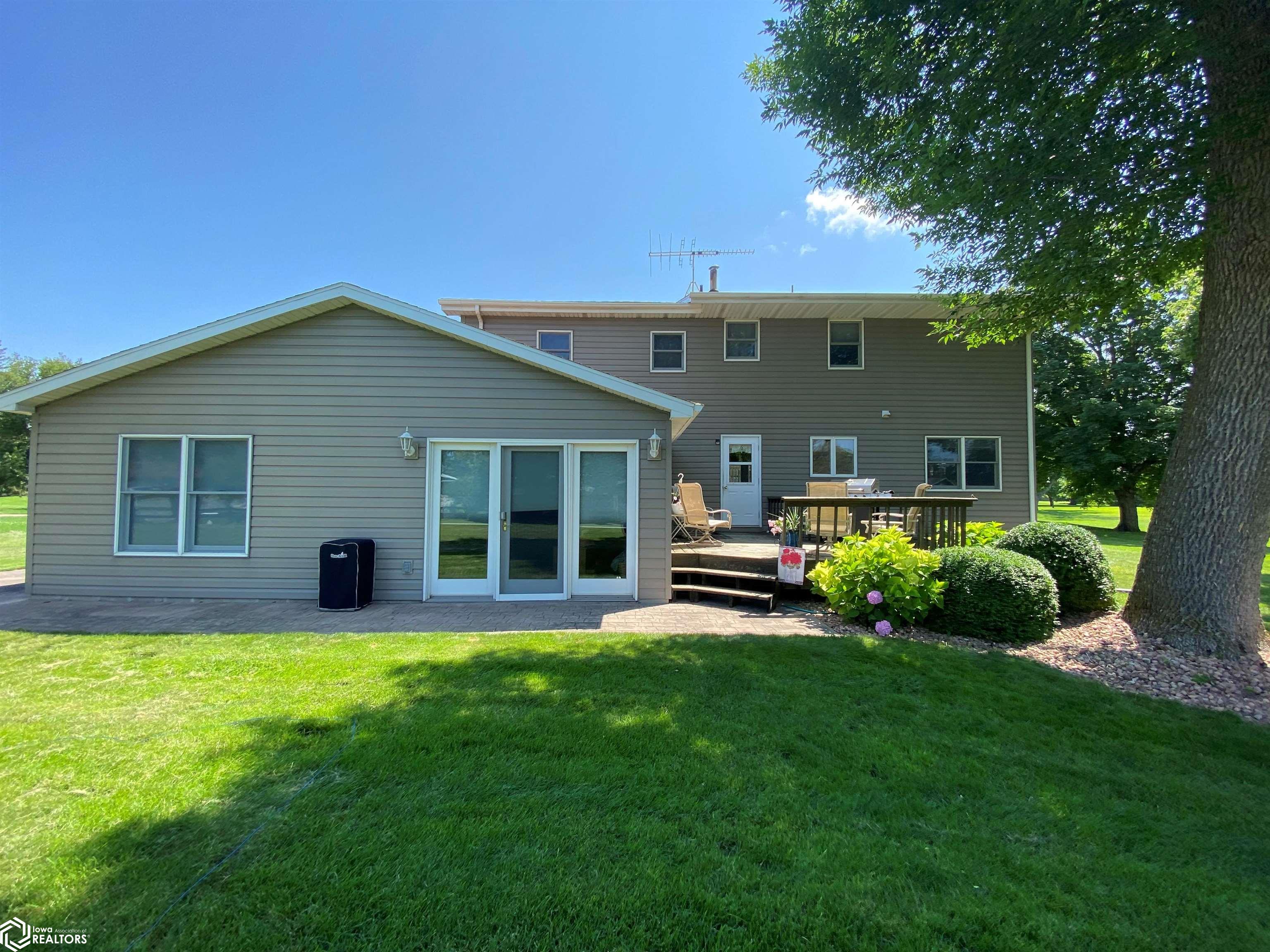Maple Ln, Clarion, IA 50525