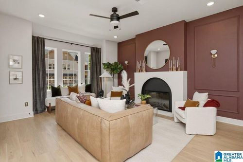 6175 Foxcote Lane, HOOVER, AL, 35244 | Card Image