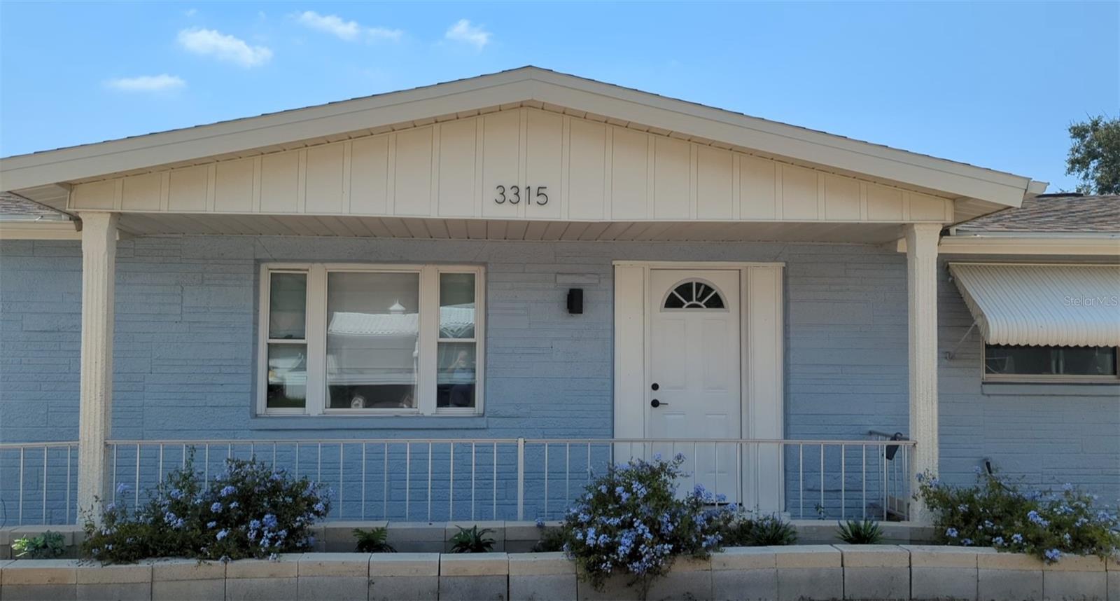 Rock Royal Dr, Holiday, FL 34691