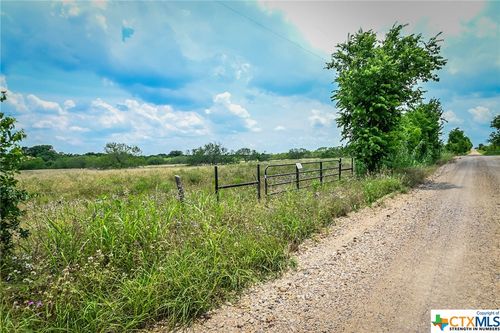 000 County Road 447, Waelder, TX, 78959 | Card Image