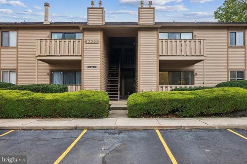 1001 Woodhollow Dr, MARLTON, NJ, 08053-1058 | Card Image