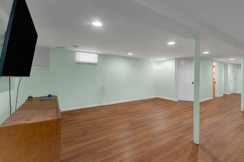 2913 Sarah St, Franklin Park, IL, 60131-2426 | Card Image