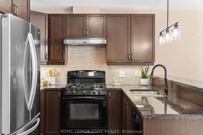 18 - 7 Atessa Dr, Condo with 3 bedrooms, 3 bathrooms and 1 parking in Hamilton ON | Image 23