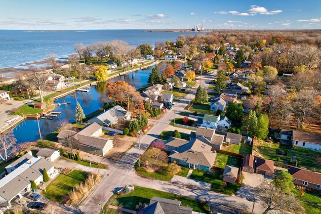 246 Lagoon Beach Dr, House other with 3 bedrooms, 2 bathrooms and null parking in Bay City MI | Image 47