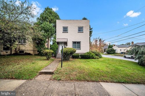 703 Los Angeles Ave, JENKINTOWN, PA, 19046-4145 | Card Image