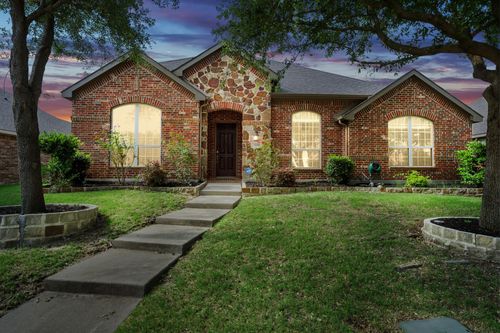 7510 Handen Dr, Rowlett, TX, 75089-3823 | Card Image