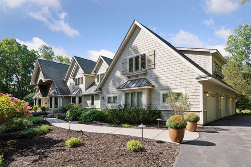 4694 Baycliffe Dr, Excelsior, MN, 55331-9740 | Card Image