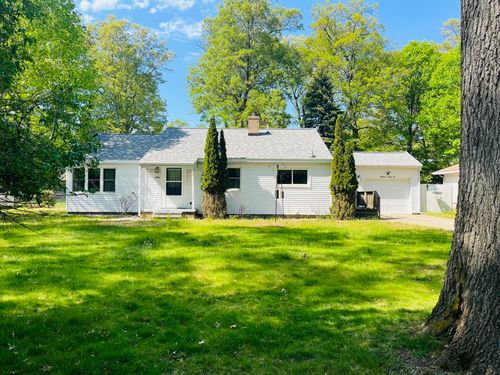 1892 Crestwood Lane, Norton Shores, MI, 49441 | Card Image