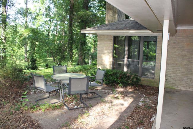 20312 Us Highway 69 S, House other with 4 bedrooms, 2 bathrooms and null parking in Tyler TX | Image 38