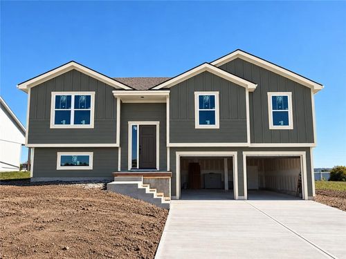 21108 E 6th Ter N, Independence, MO, 64056 | Card Image
