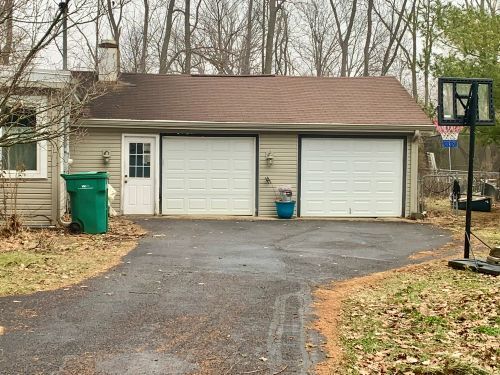 14 N Lake Ave, Third Lake, IL, 60030-9011 | Card Image