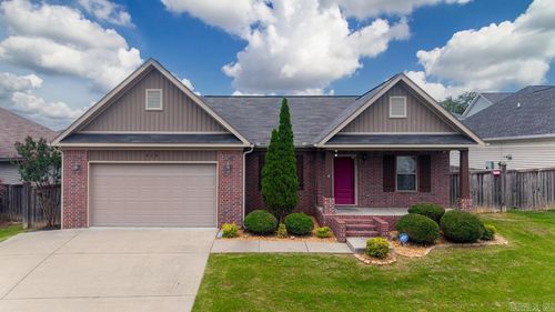 608 Surrey Ln, Benton, AR, 72015-5186 | Card Image
