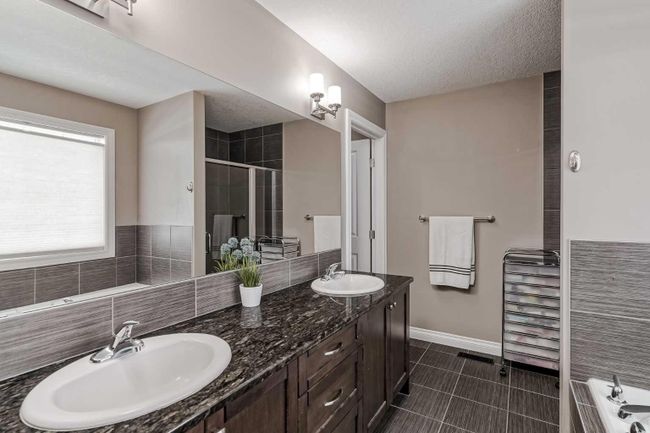 161 Rainbow Falls Heath, Home with 3 bedrooms, 2 bathrooms and 6 parking in Chestermere AB | Image 27