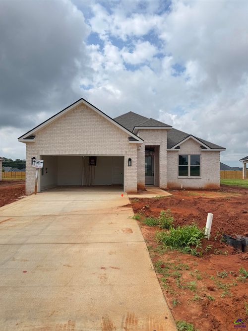 222 Farmland Cir, Perry, GA, 31069-7533 | Card Image