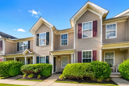 9018 Nathanael Dr, La Vergne, TN, 37086-3474 | Card Image