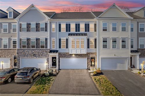 155 Craig St, Imperial, PA, 15126-9744 | Card Image