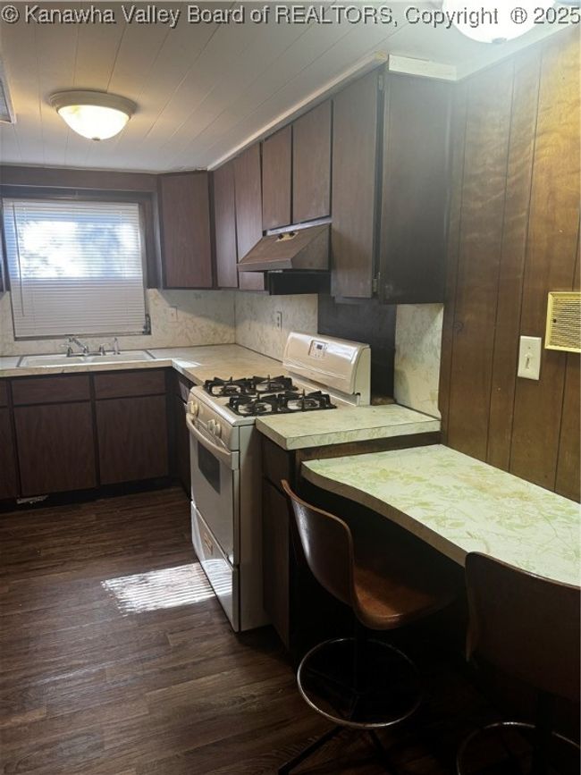 138 Cassick St, House other with 3 bedrooms, 2 bathrooms and null parking in Logan WV | Image 11