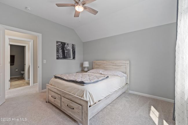Guest Bedroom upstairs | Image 49