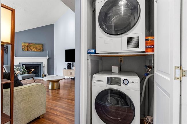 APT-201 - 9 Barton Sq, Condo with 2 bedrooms, 2 bathrooms and 1 parking in Salem MA | Image 12