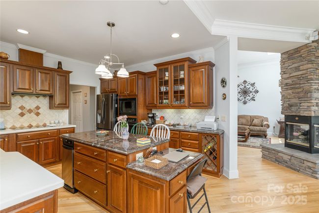 201 Kawani Ln, House other with 4 bedrooms, 4 bathrooms and null parking in Brevard NC | Image 25