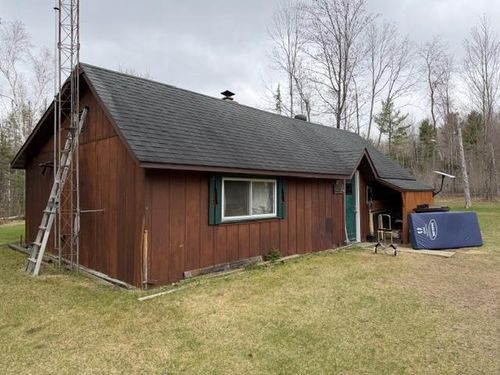 N16953 Spannenberg Road, Beecher, WI, 54156 | Card Image